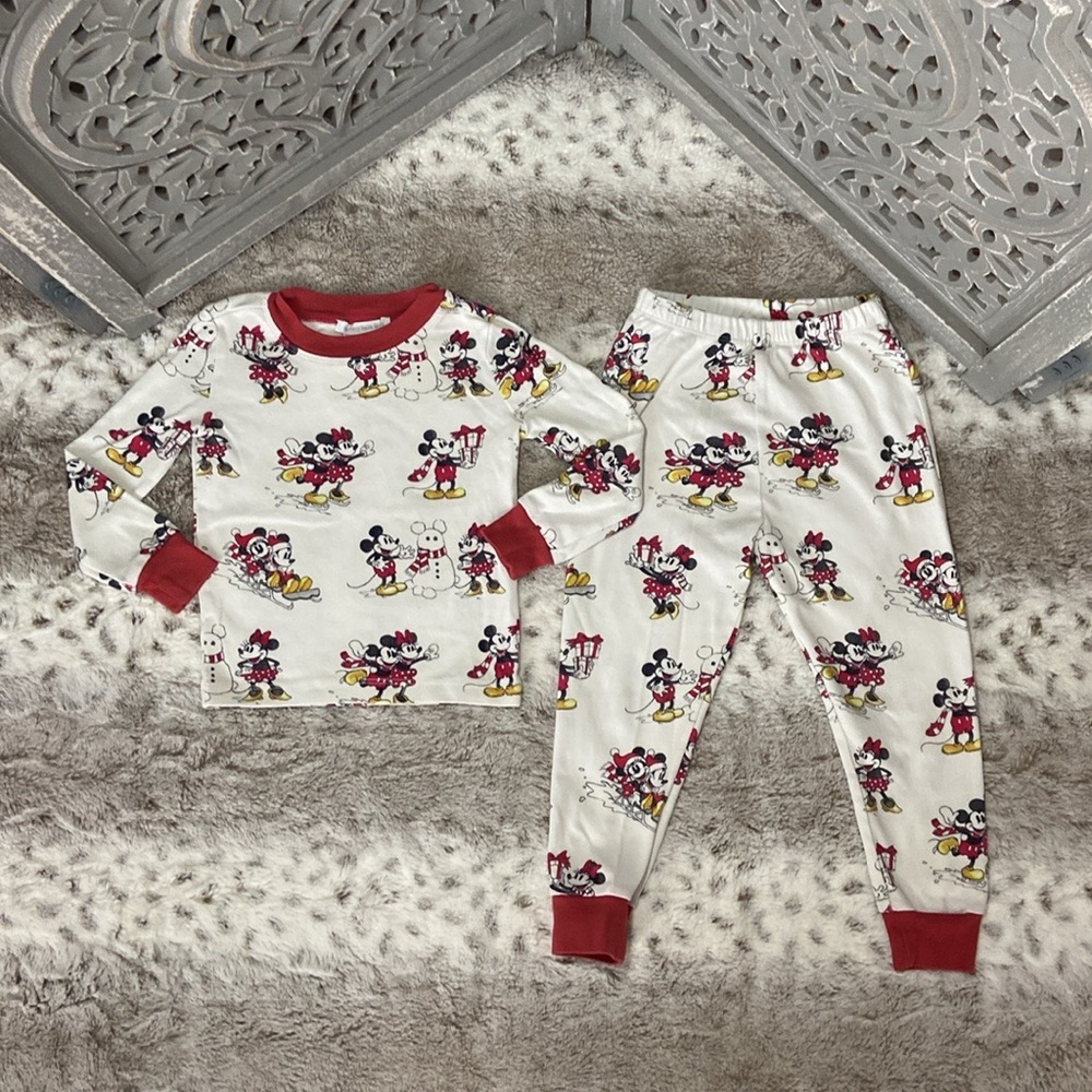 Pottery Barn Kids pajama set boys girls 3T Disney Mickey Mouse winter holiday